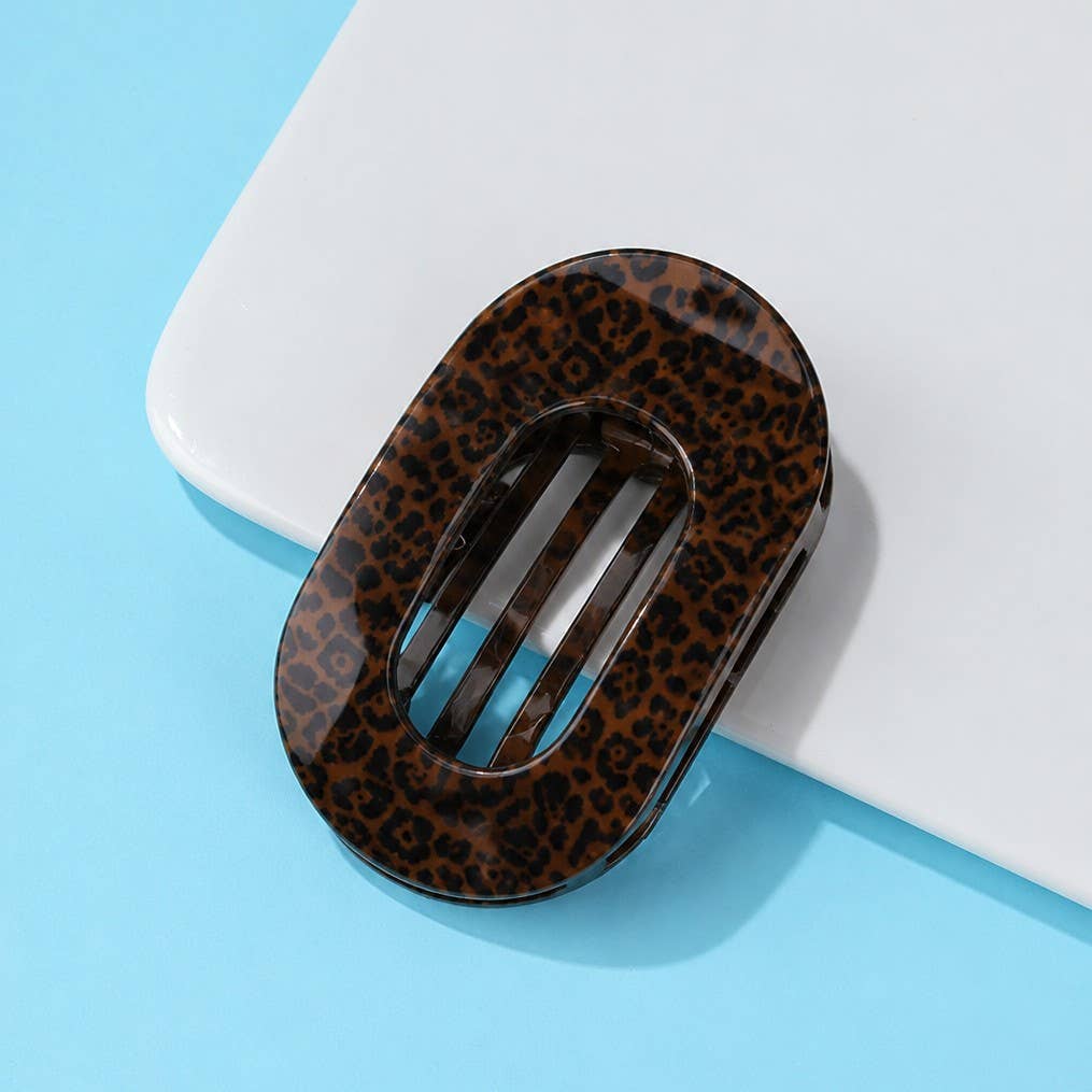 Jumbo Lay Flat Oval Hair Claw Clips - Leopard