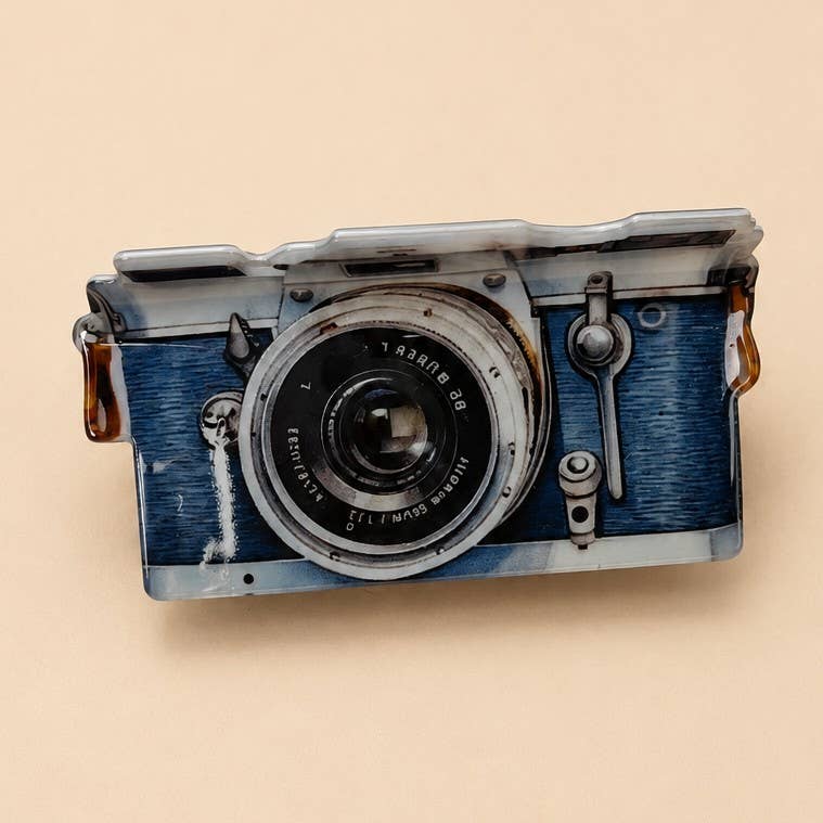 Jumbo Vintage Camera-shaped Hair Claw Clip