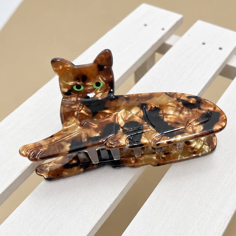 Tortoiseshell Reclining Cat Hair Claw Clip