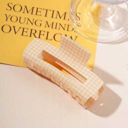 Large Pastel Gingham Hair Claw Clip | 40H1107: Pink
